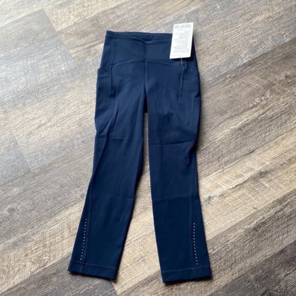 Lululemon Swift Speed HR Crop 21” True Navy - Picture 2 of 6